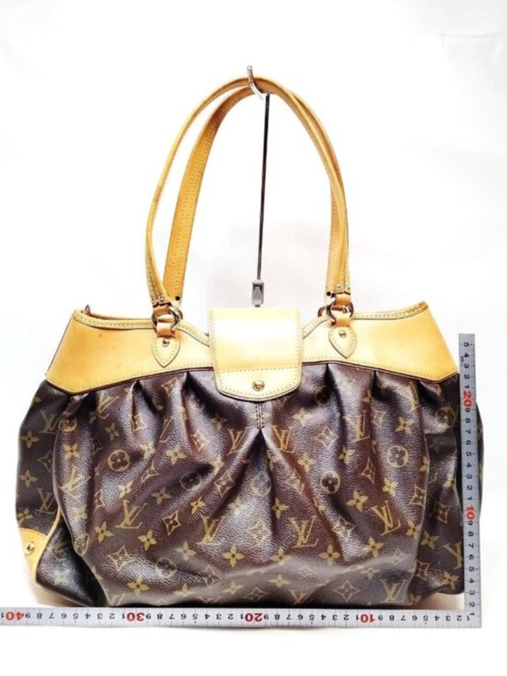 Authentic Louis Vuitton Boetie PM Monogram Shoulder Bag - Picture 3 of 16